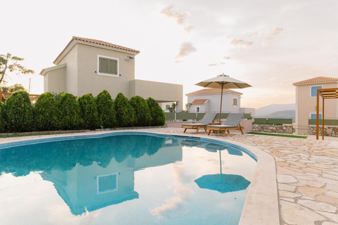 Vasilopoulos Residences - Villa Emelia With Shared Pool Argostoli  Eksteriør billede